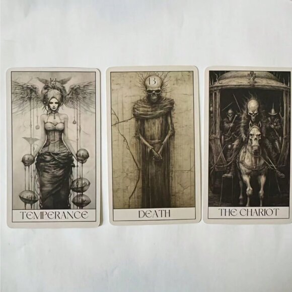 World Obscura Horror Tarot Deck 78 Card NWT - Picture 2 of 4